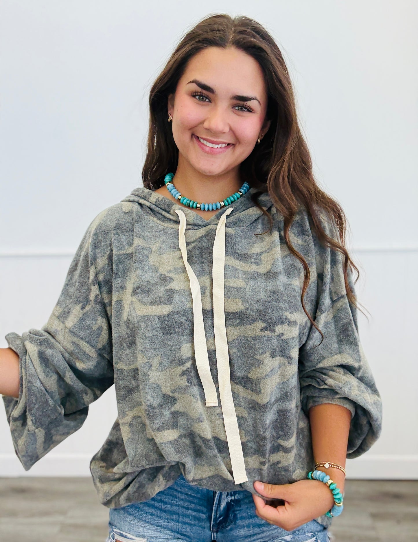Camo Puff Sleeves Hoodie Top (Plus)