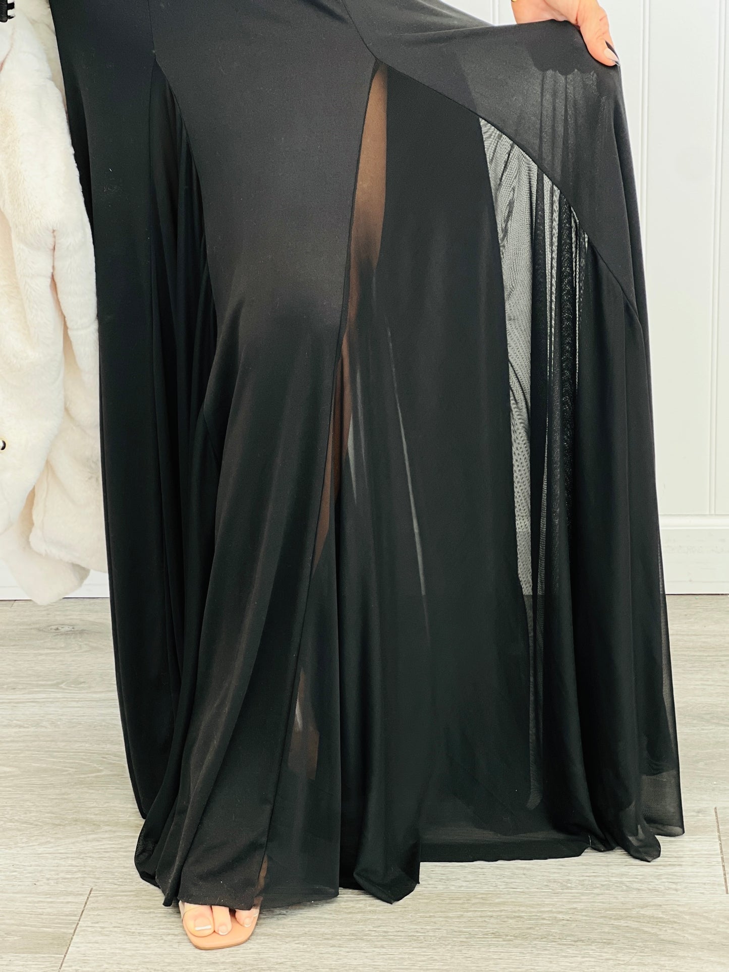 Black Venezia & Mesh Maxi Dress (Reg.)