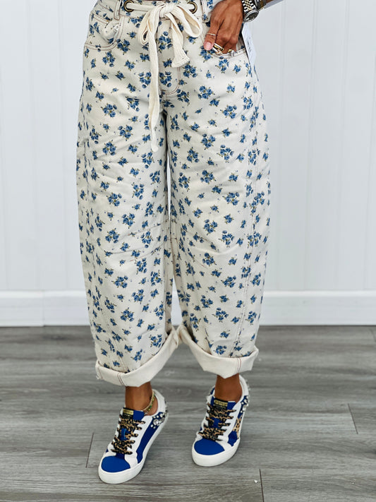 Cream/Blue Floral Print Barrel Pants (Reg.)