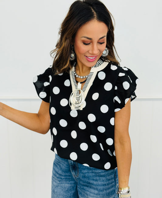 Black/White Polka Dot Flutter Sleeve Top (Reg & Plus)