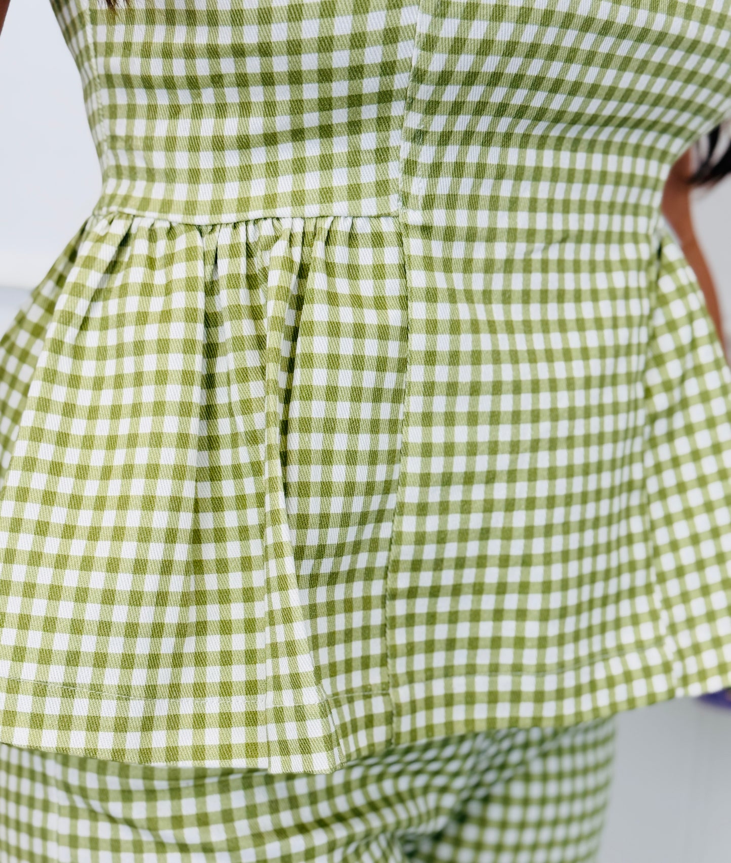 Matcha Gingham Peplum Sleeveless Top (Reg.)