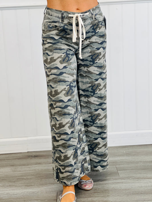 Camo Drawstring Wide Leg Pants (Reg.)