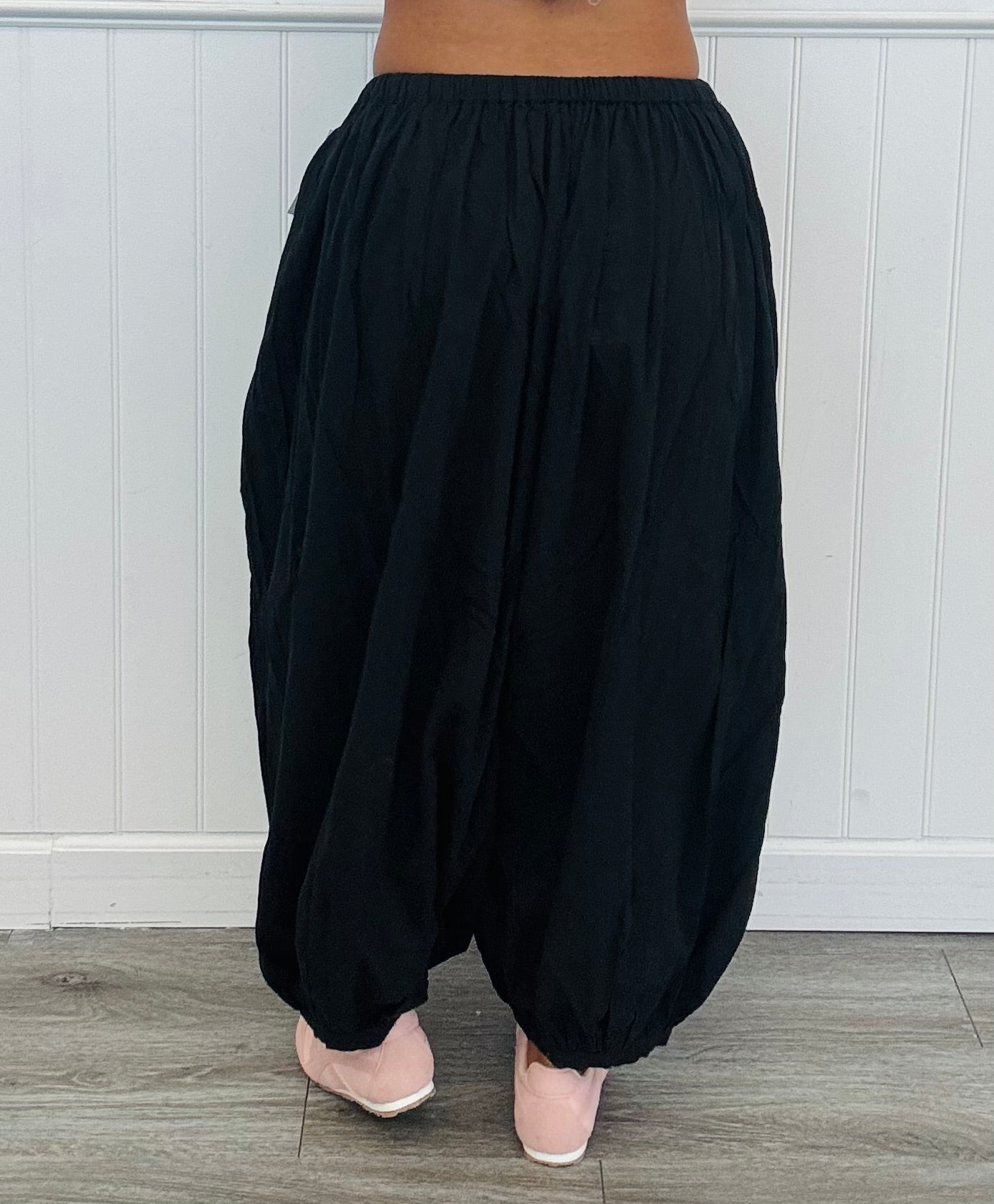 Shirred Harem Pocket Pants (Reg.) - 2 Colors