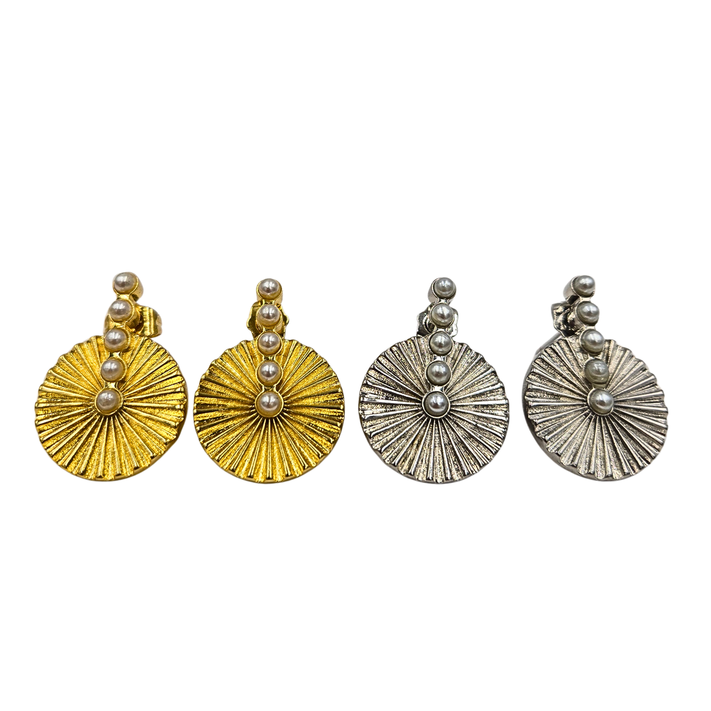 Lauren Kenzie - Circle Zoey Heart Earrings (2 colors)