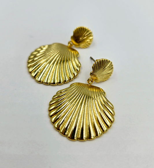 Golden Seashell Earrings