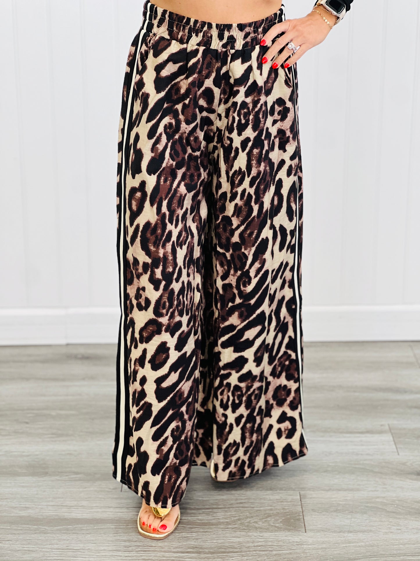Bold Leopard Side Stripe Pants (Reg & Plus)-2 Colors