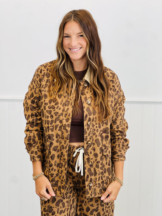 Leopard Collared Button Up Jacket (Reg.)