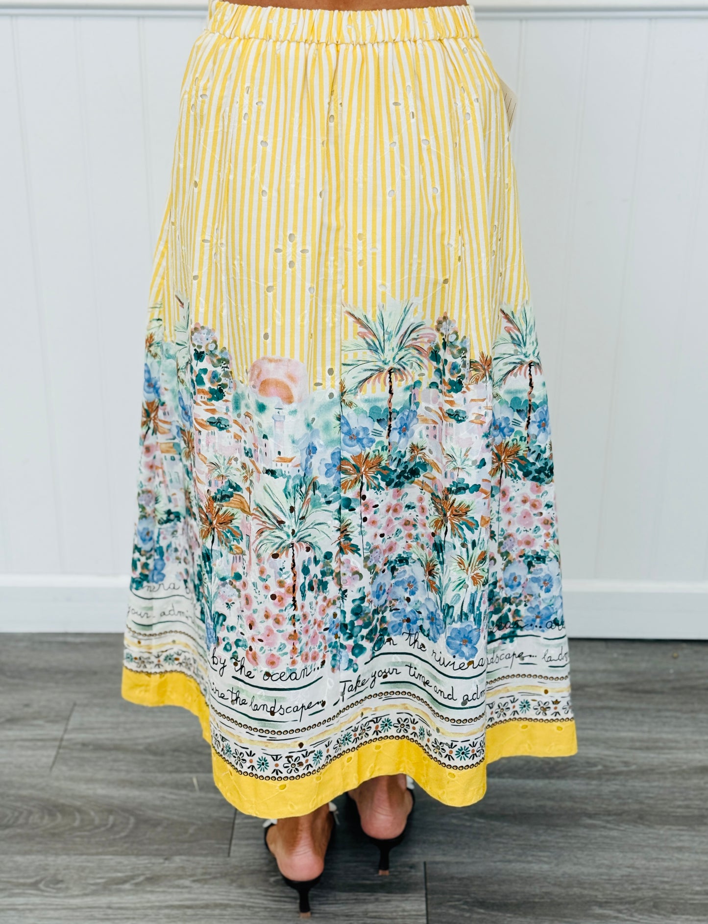 Gold Striped Landscape Border Print Maxi Skirt (Reg.)