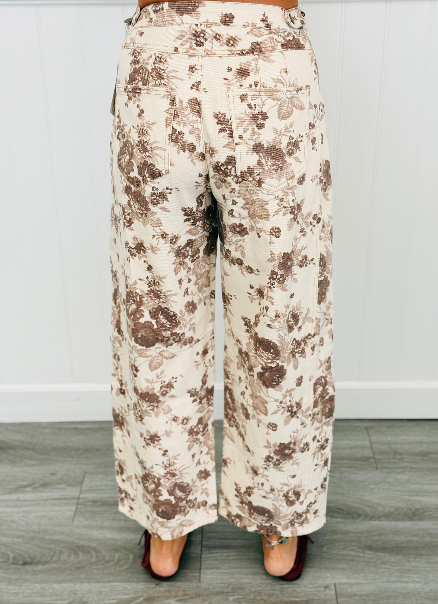 Cream/Brown Floral Print Barrel Pants (Reg.)