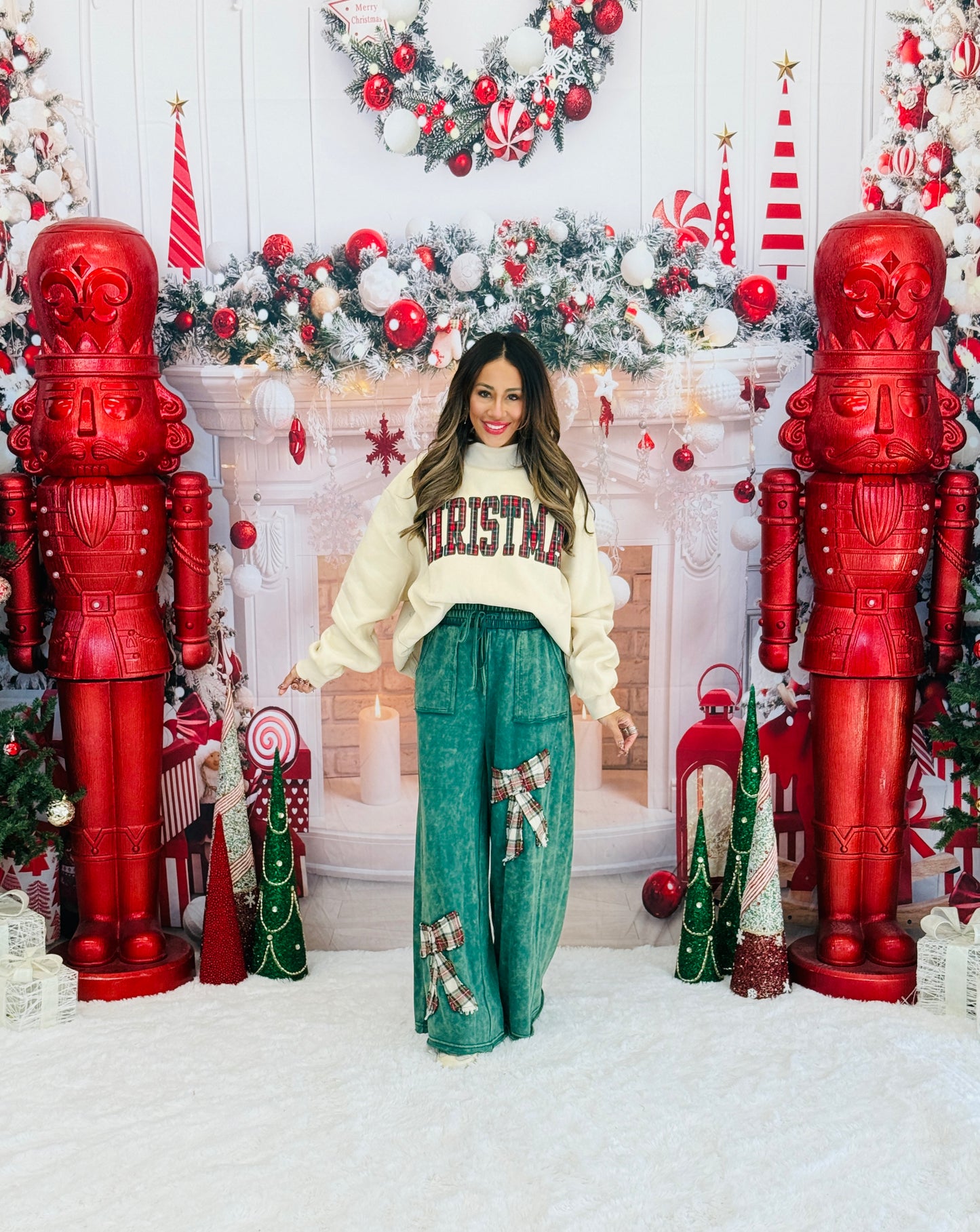 Green Christmas Plaid Bows Pants (Reg & Plus)