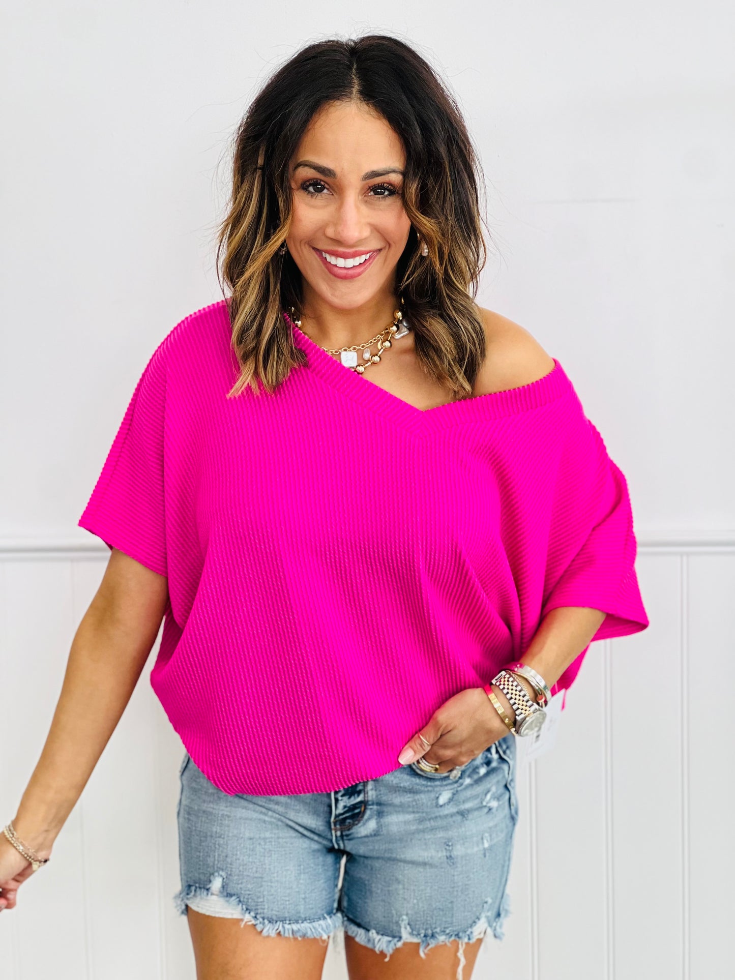 Andree V-Neck Pocket Short Sleeve Top (Reg. and Plus) - 4 Colors
