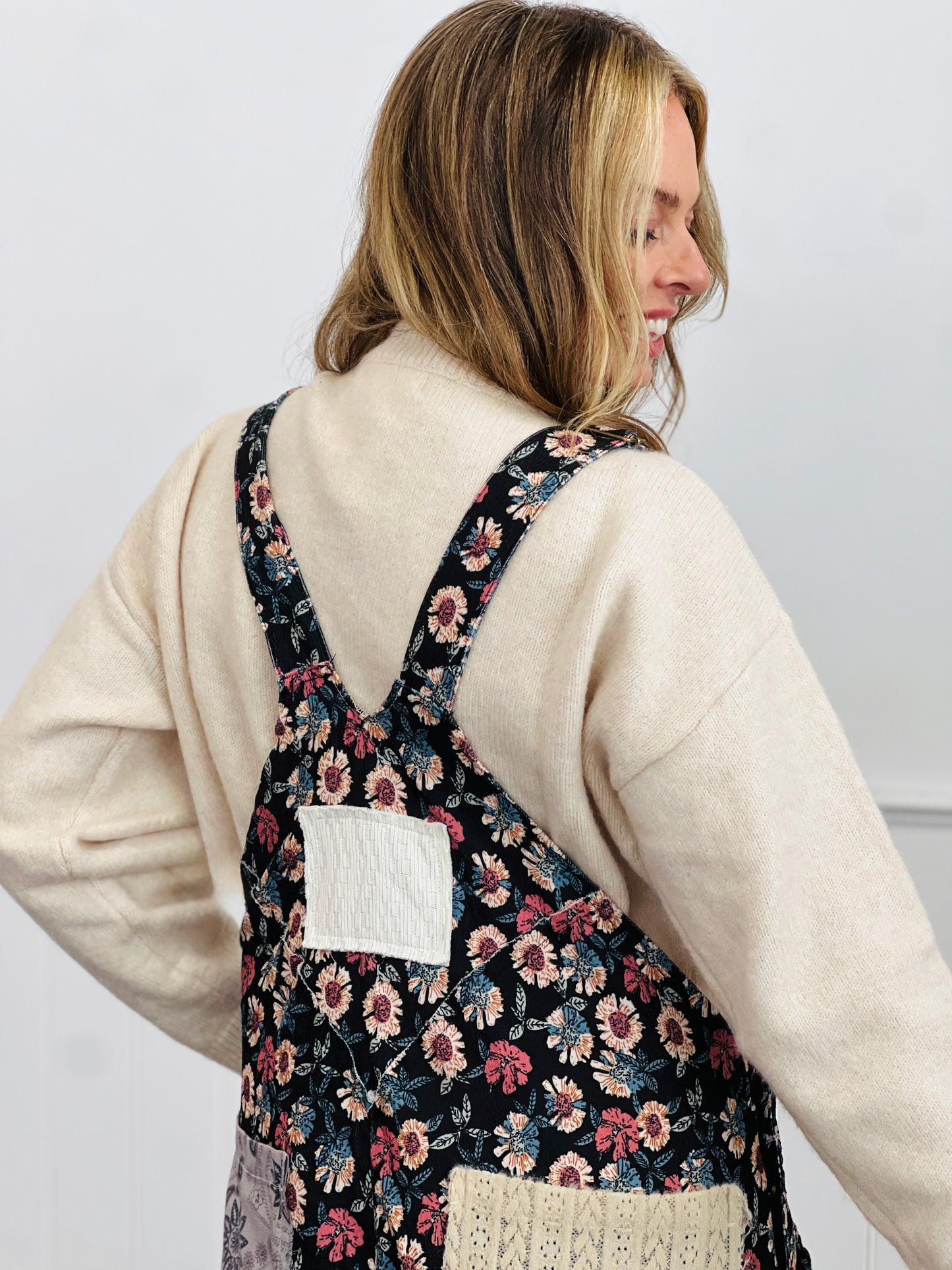 POL Black Multi Floral Print Overalls (Reg.)