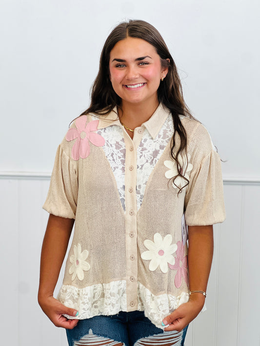 Beige Flower Patch Lace Trim Shirt  (Reg & Plus)