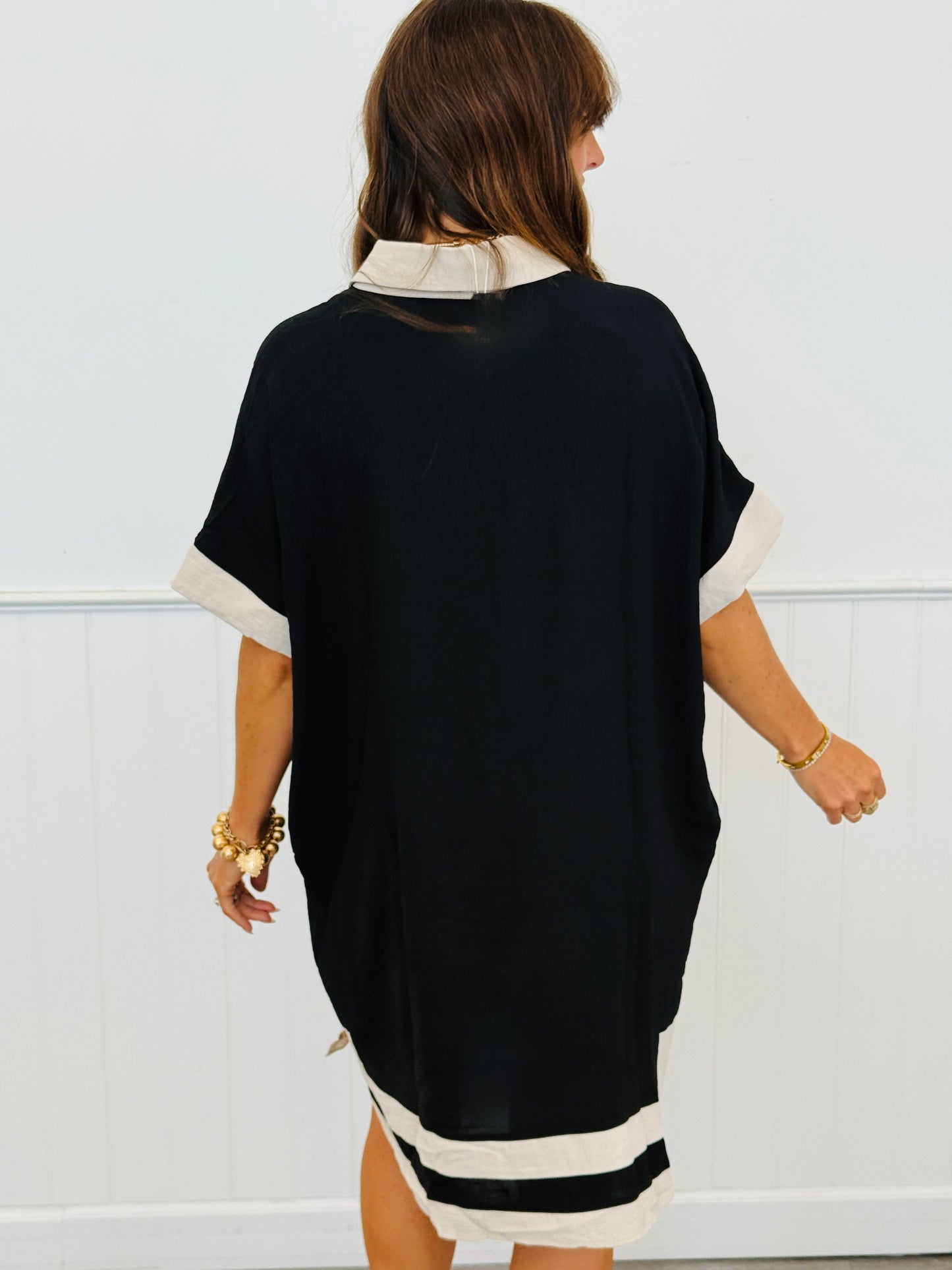 Black Contrast Stripe Hi-Lo Shirt Dress (Reg. & Plus)