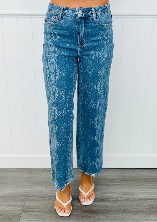 Judy Blue Cobra Cutie Wide Leg Jeans (Reg. and Plus)