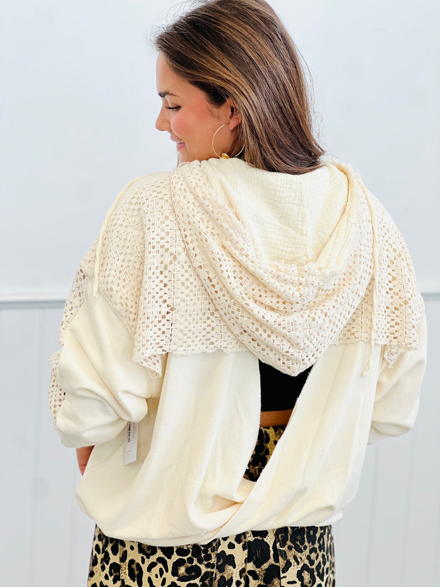 Oli & Hali Cream Back Twist Zip Up Hoodie Jacket (Reg.)