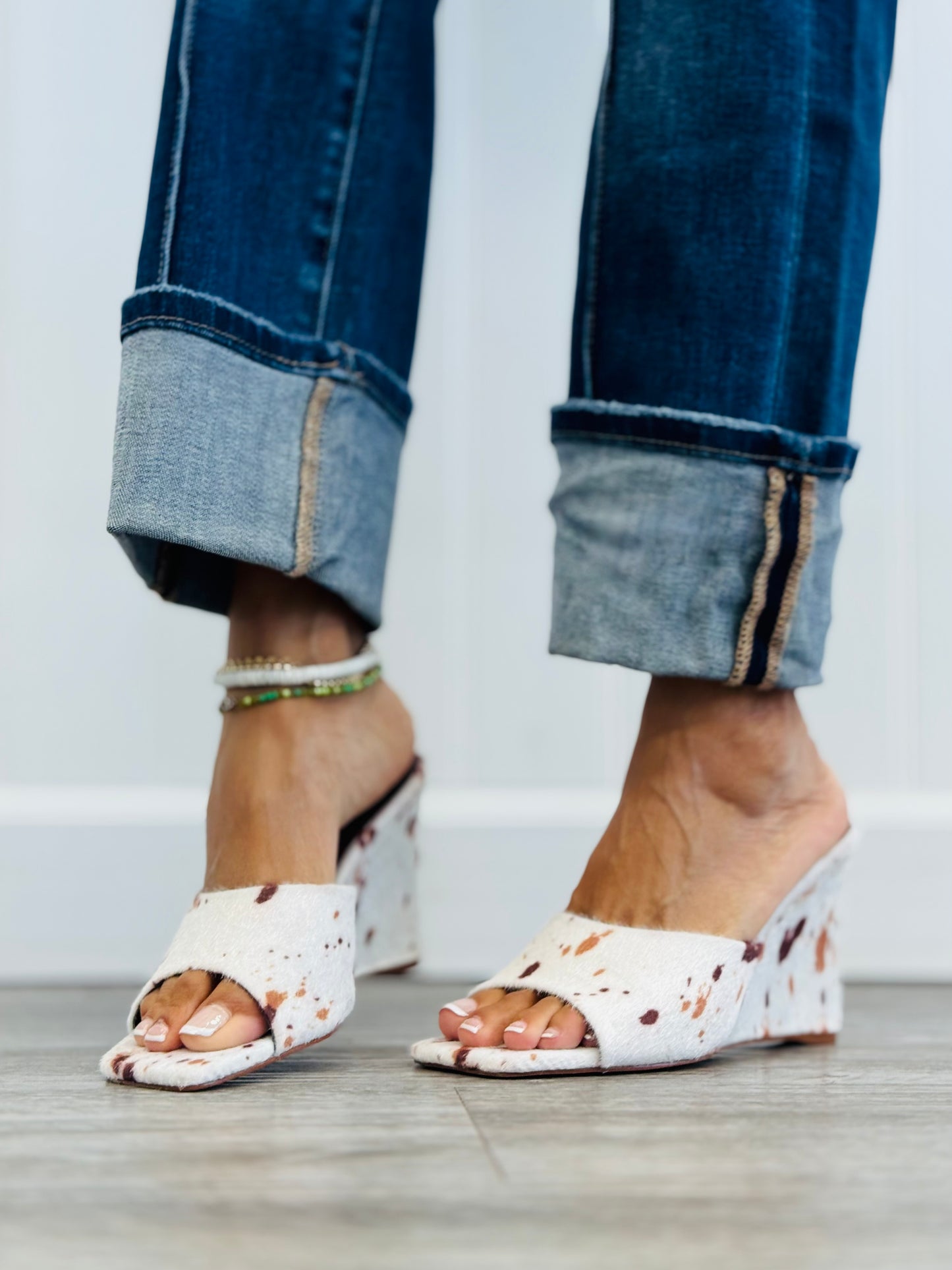 Risen Dark Short And Sweet High Rise Cuffed Jeans (Reg. & Plus)