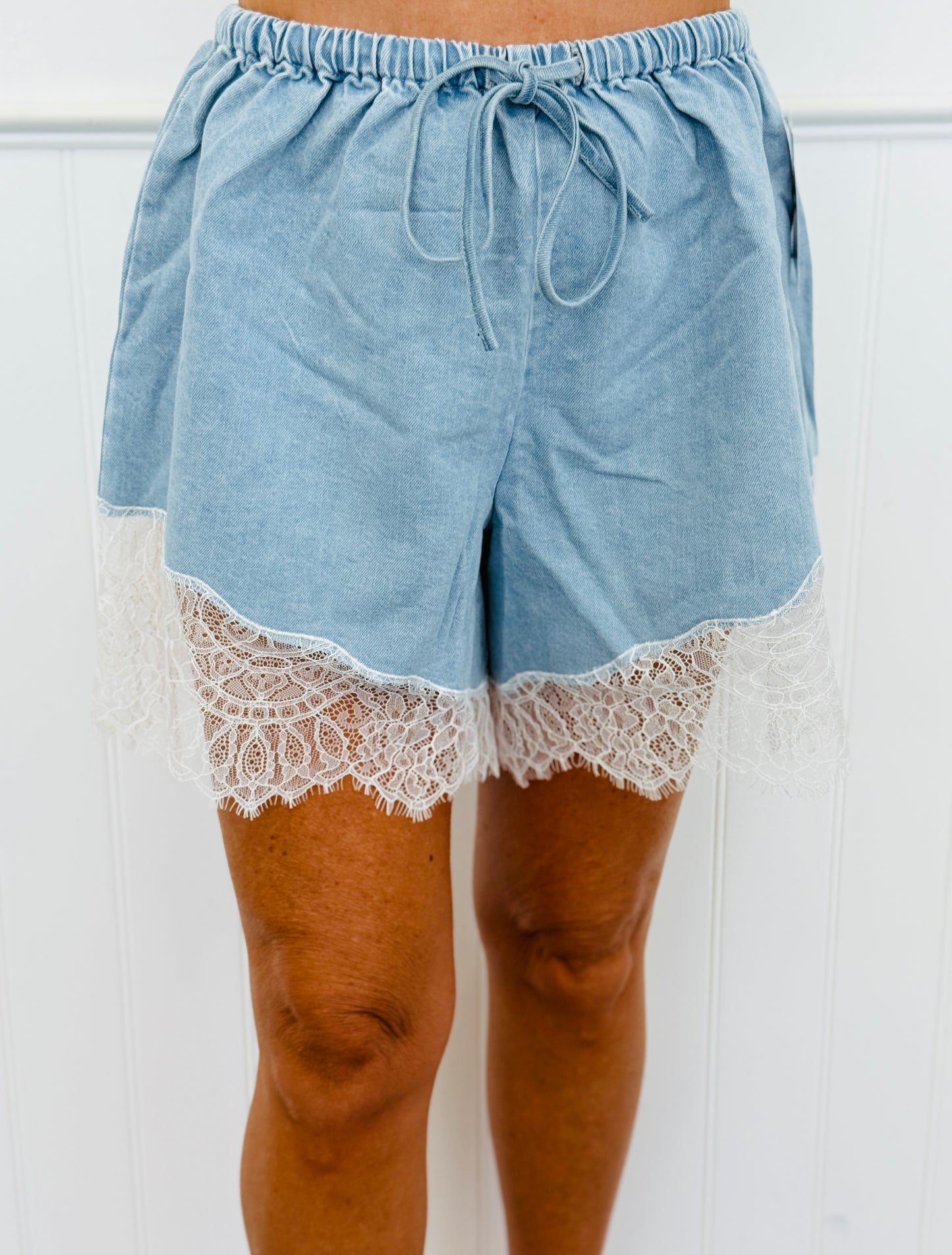 Super Soft Lace Denim Shorts (Reg.)
