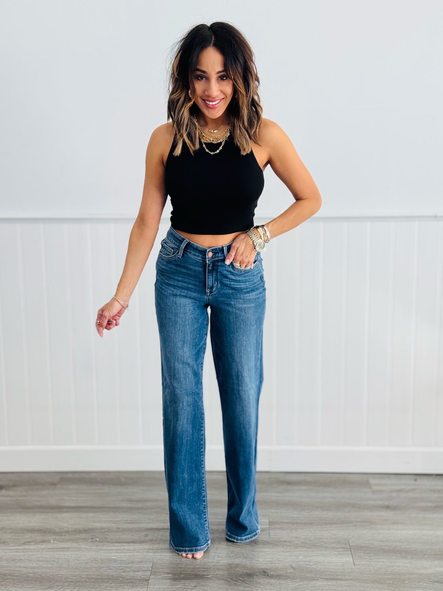 Judy Blue Very Well V-Front Straight Jeans (Reg. & Plus)