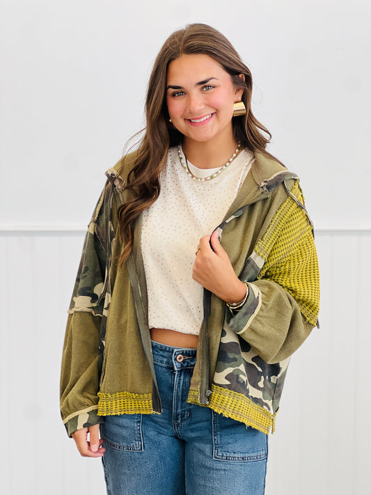 POL Olive Contrast Print Zip Up Hoodie Top (Reg.)