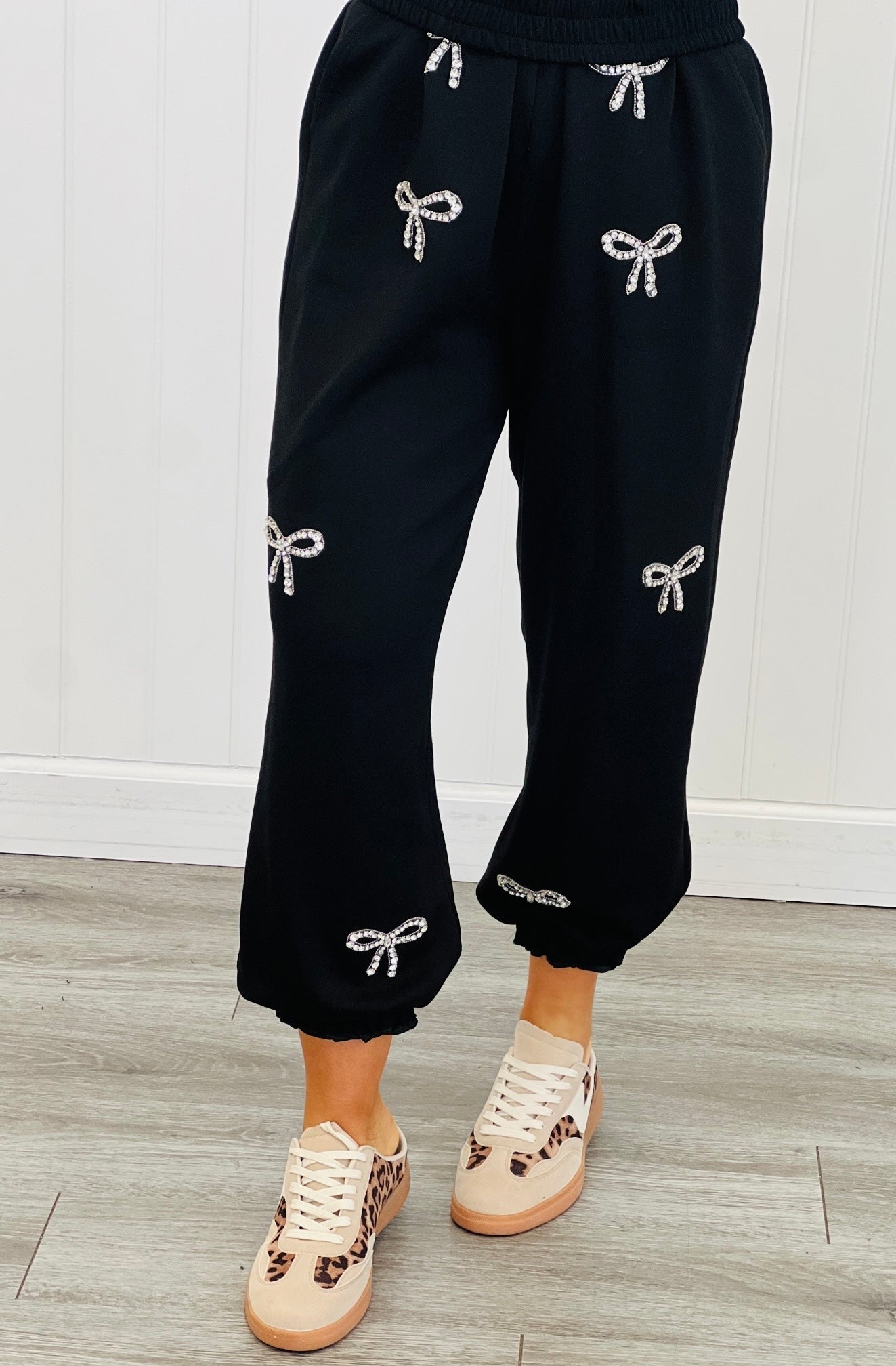 Black Rhinestone Bows Sweatshirt/Jogger Set (Reg and Plus )
