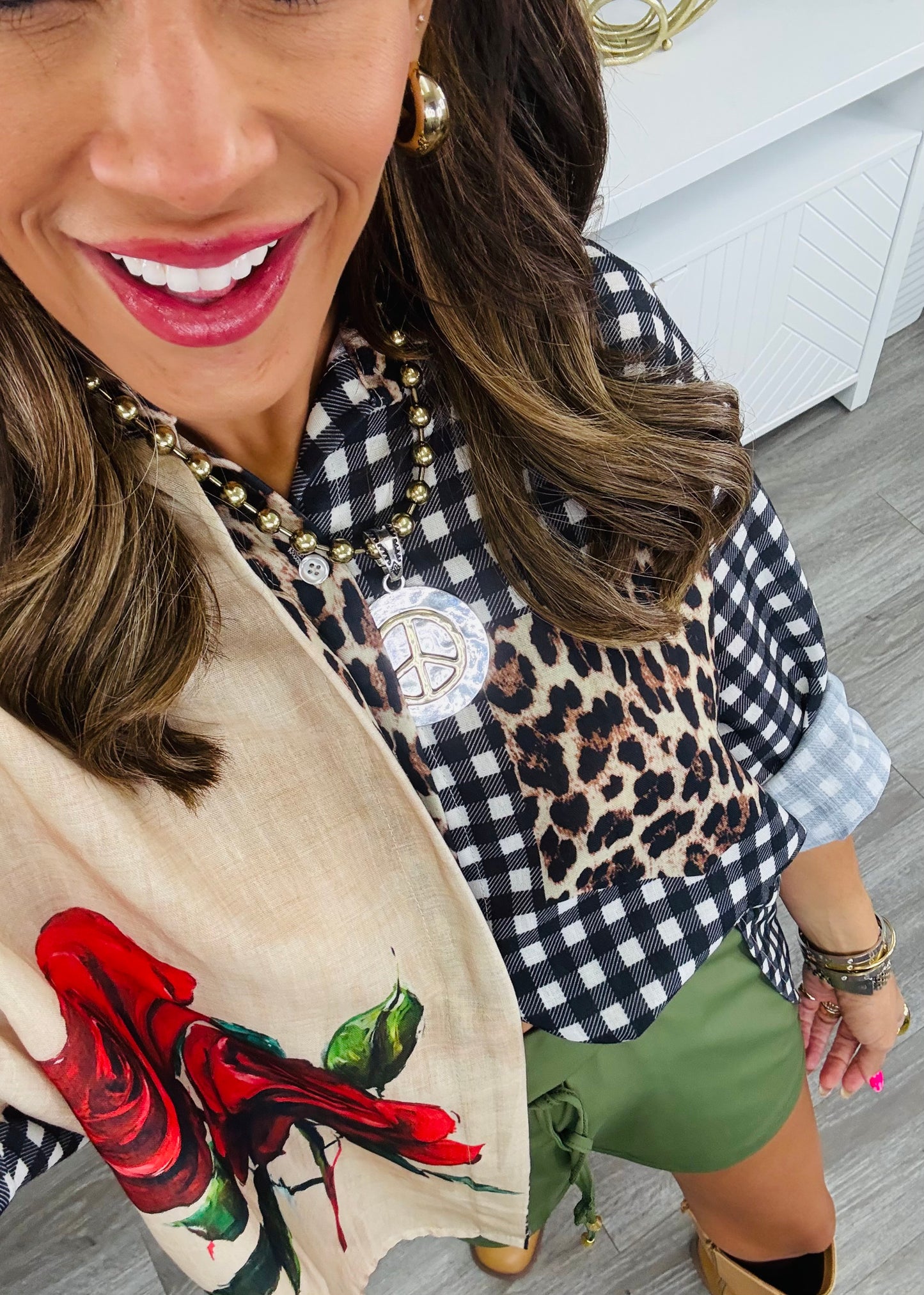 Contrast Print Roses Button Up Top (One Size)