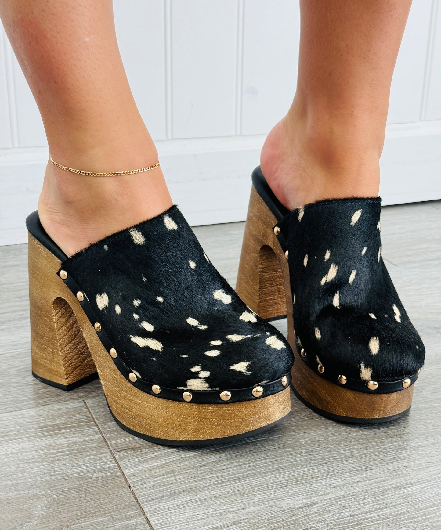 Deer to Be Different Platform Pumps