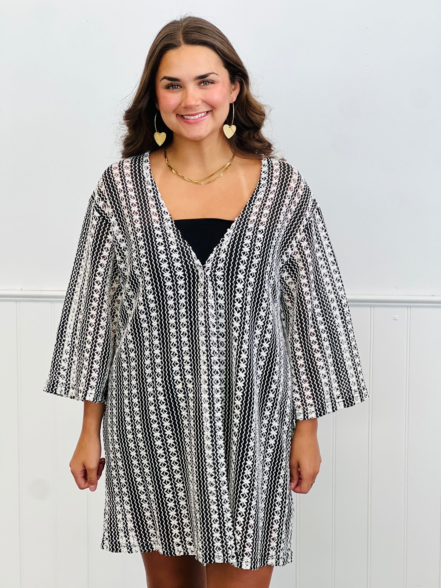 Black/White Knit Patterned Cardigan (One Size & Plus)