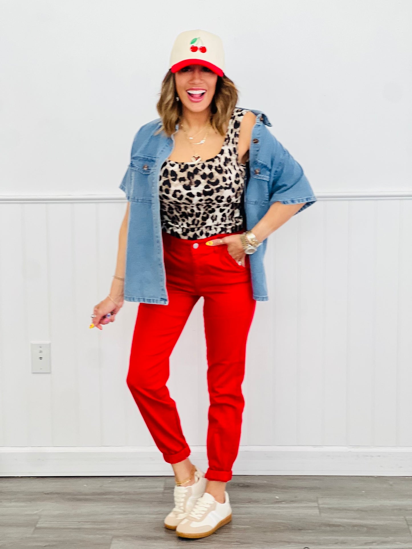 Risen Partial To Scarlet Joggers (Reg & Plus)