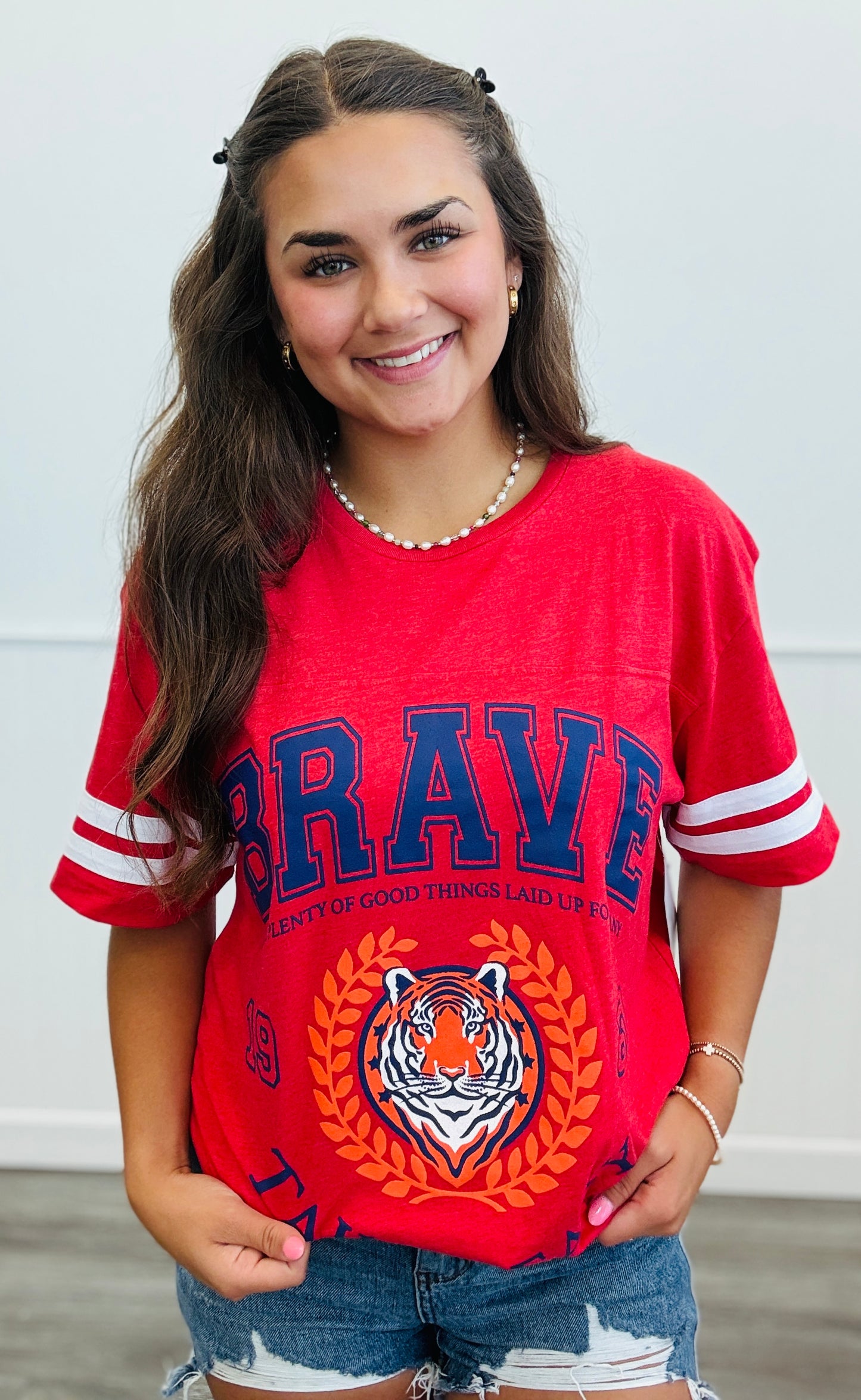 Red/White Brave Tiger Graphic Tee (Reg.)
