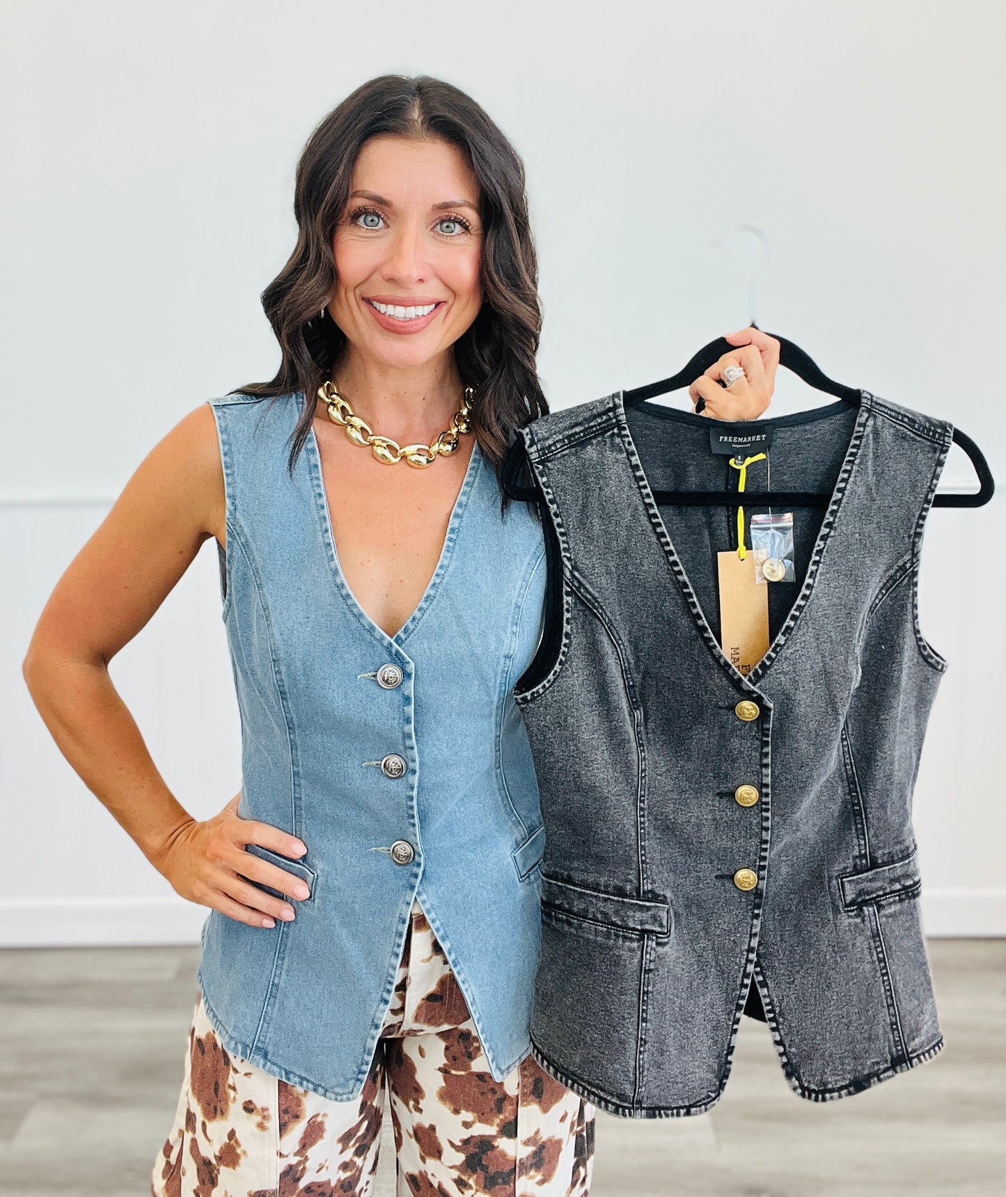 Washed Denim Button Down Vest Top (Reg.)-2 Colors