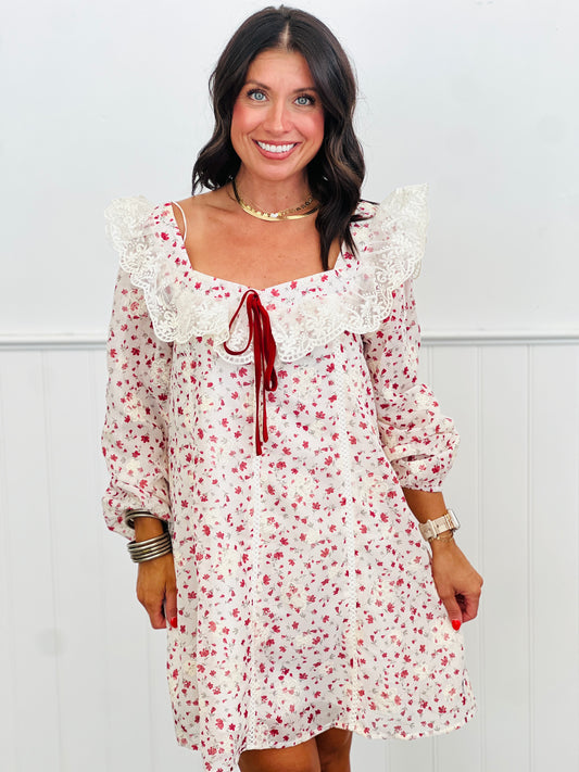 Floral Fantasy Lace Trim Mini Dress (Reg & Plus)