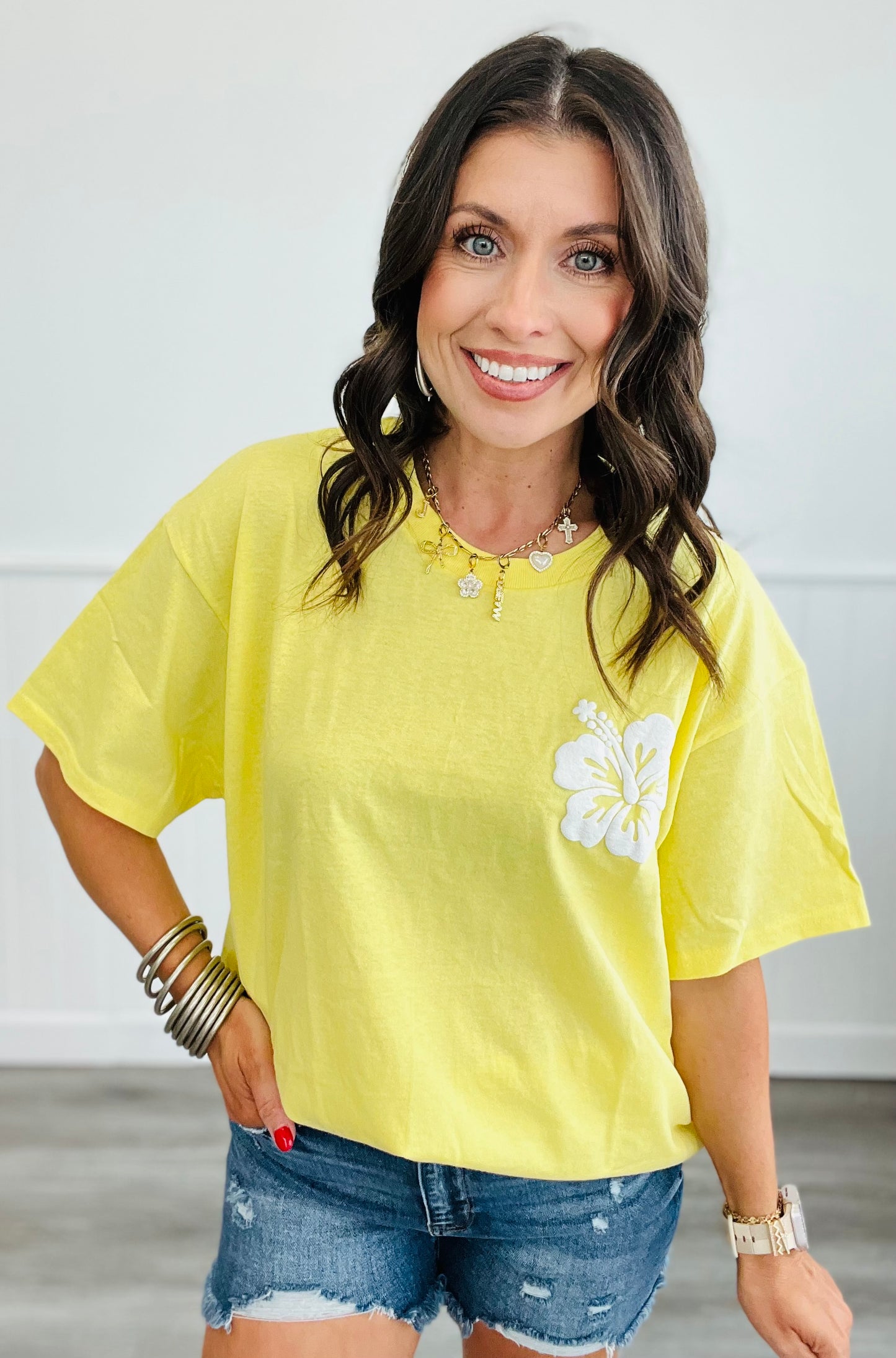 Light Yellow Something Good Tee (Reg.)