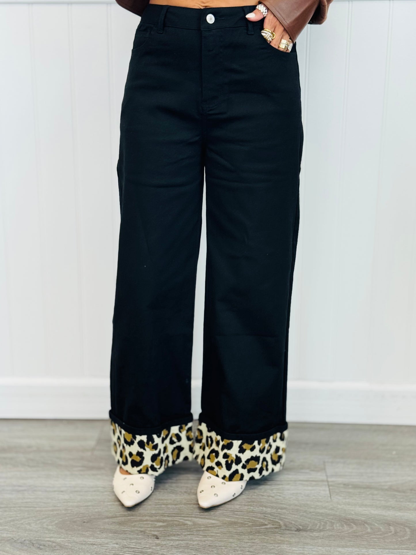Contrast Leopard Cuffs Pants (Reg.)- 4 Colors