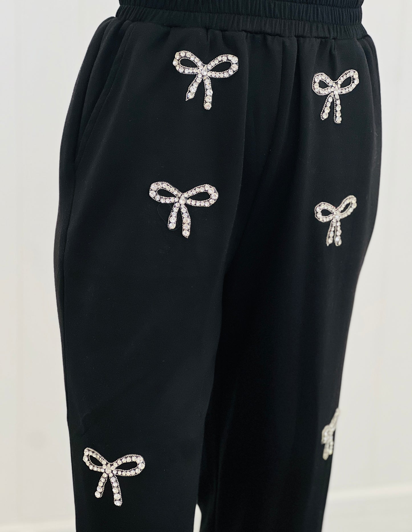 Black Rhinestone Bows Sweatshirt/Jogger Set (Reg and Plus )