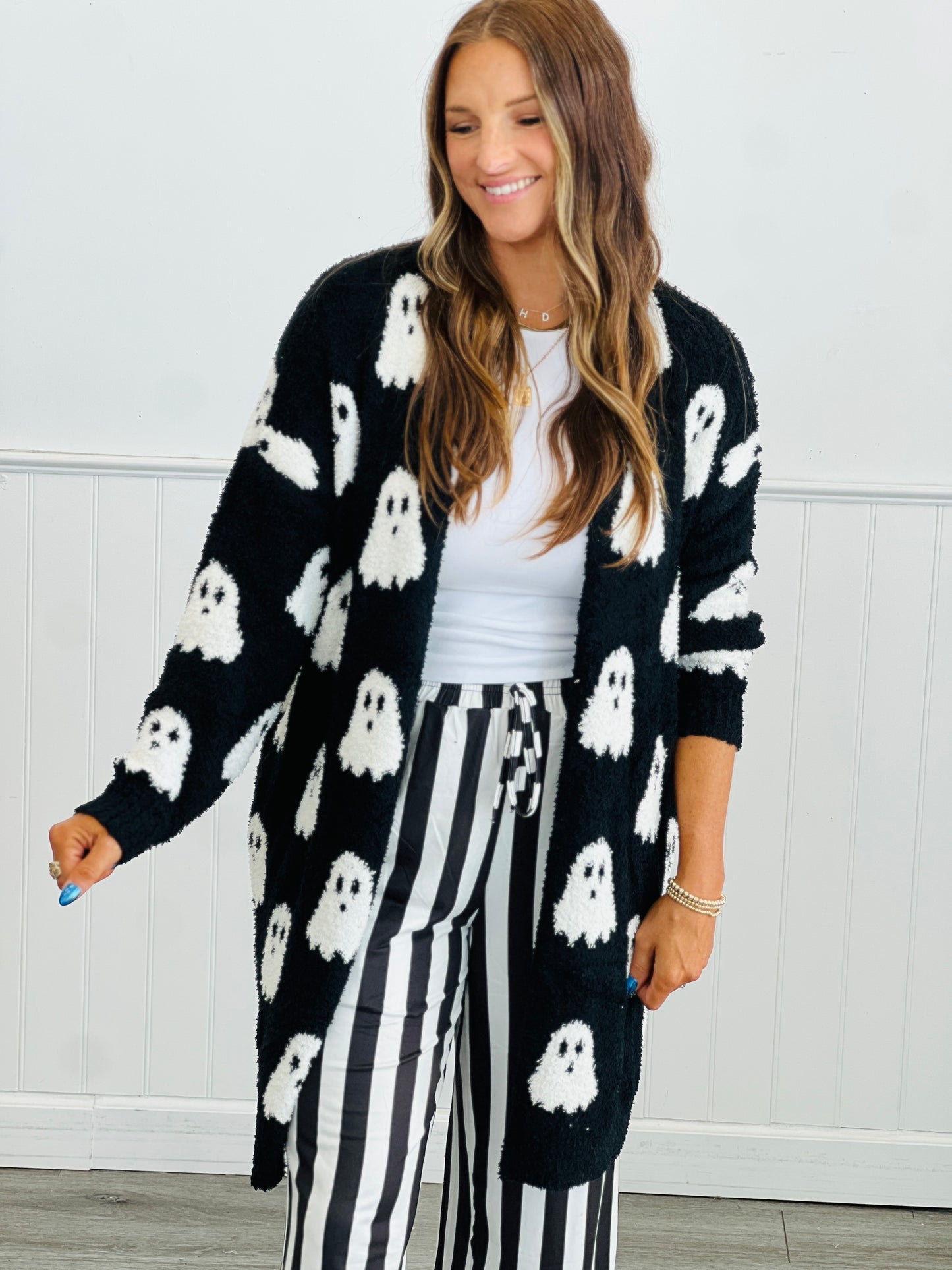 Reversible Black Ghost Cloud Cardigan (One Size & Plus)