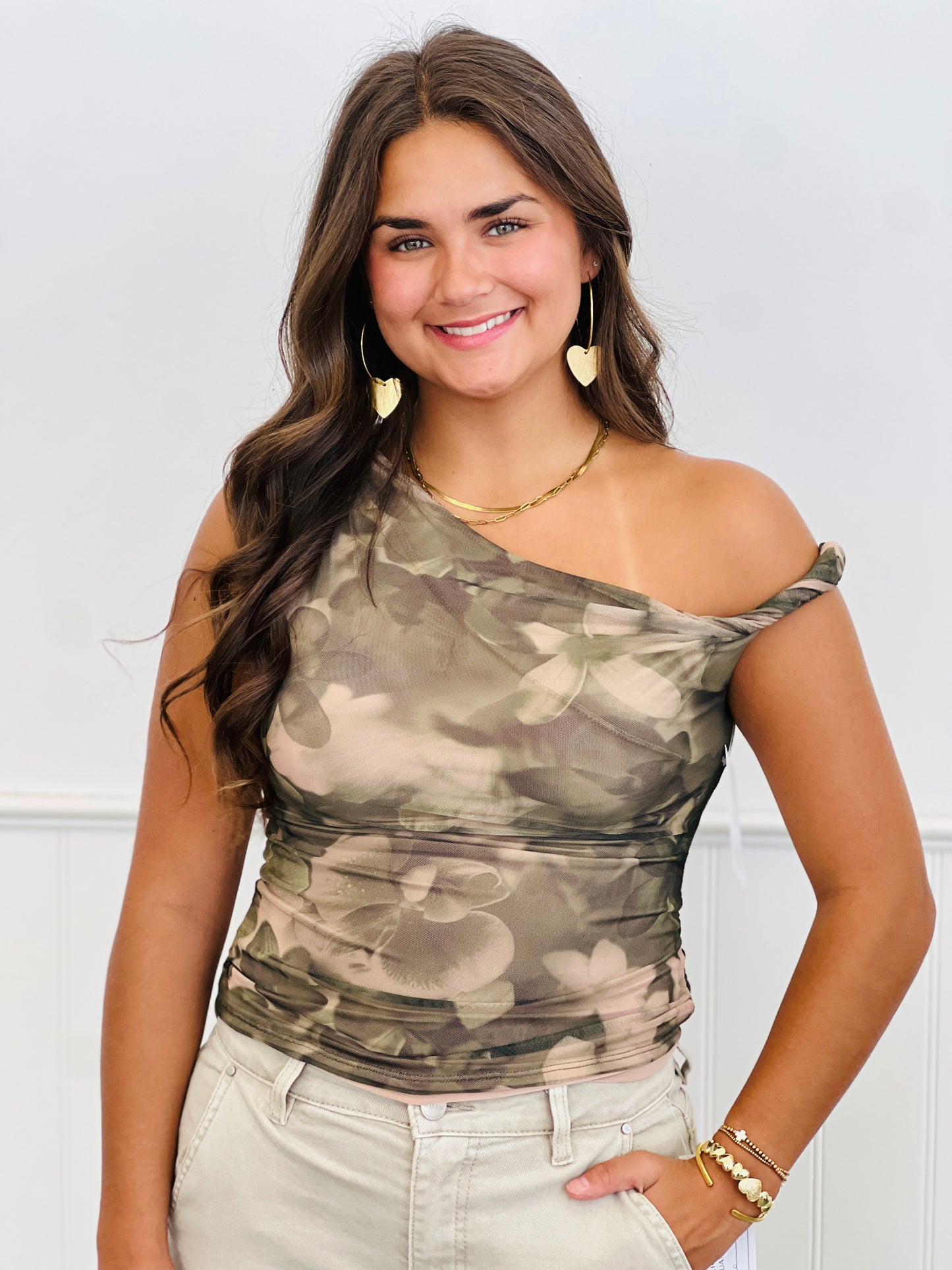 Olive Floral One Shoulder Fitted Top (Reg.)