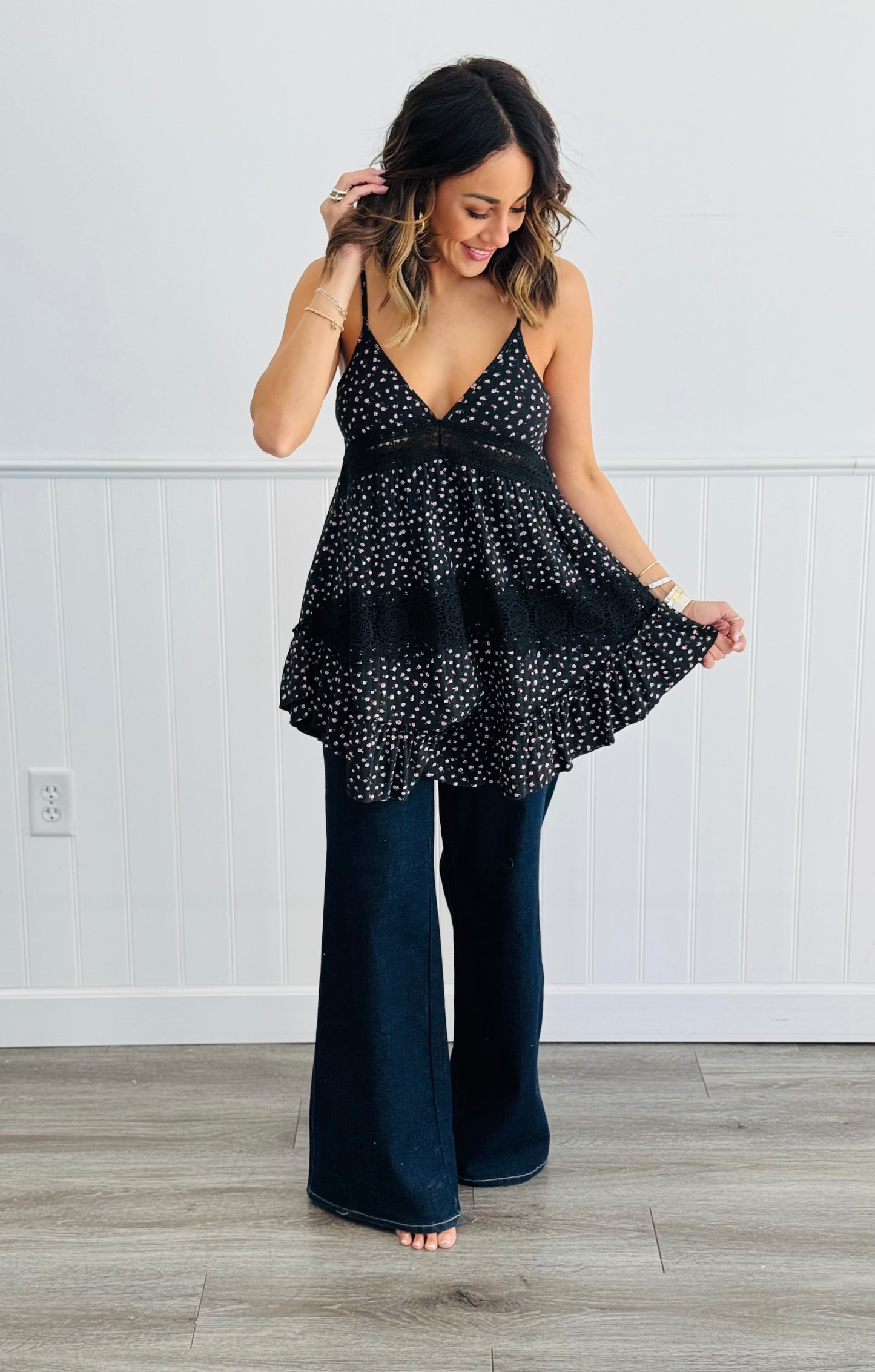 POL Black Floral V-Neck Babydoll Mini Dress (Reg.)
