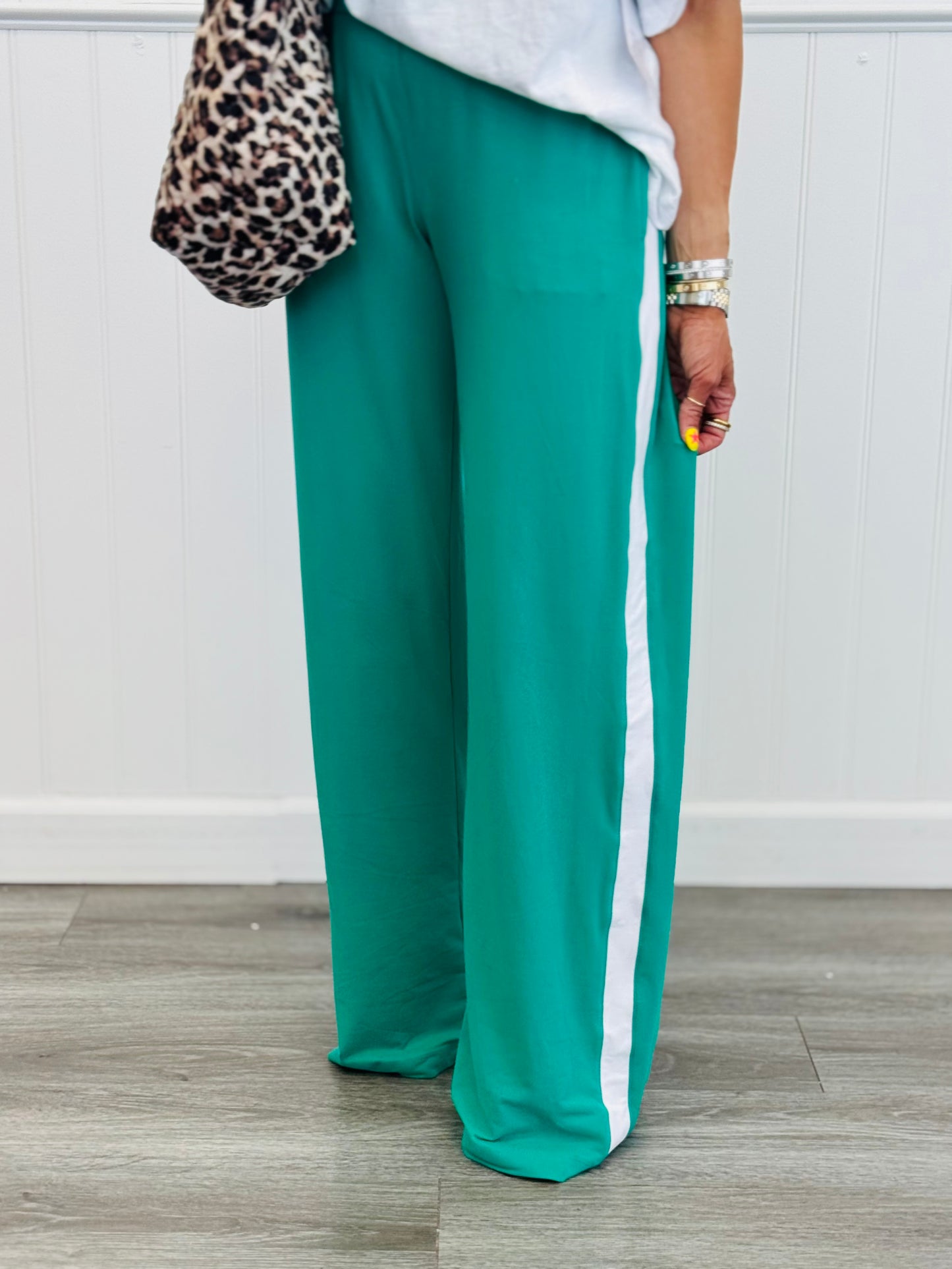 Side Stripe Straight Pants (Reg.) - 2 Colors