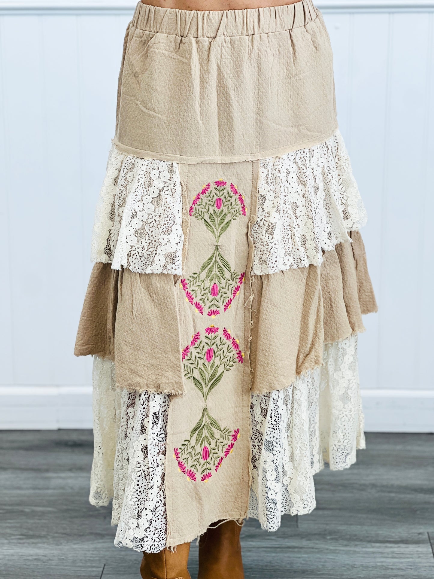 POL Latte & Lace Embroidered Tiered Maxi Skirt (Reg.)