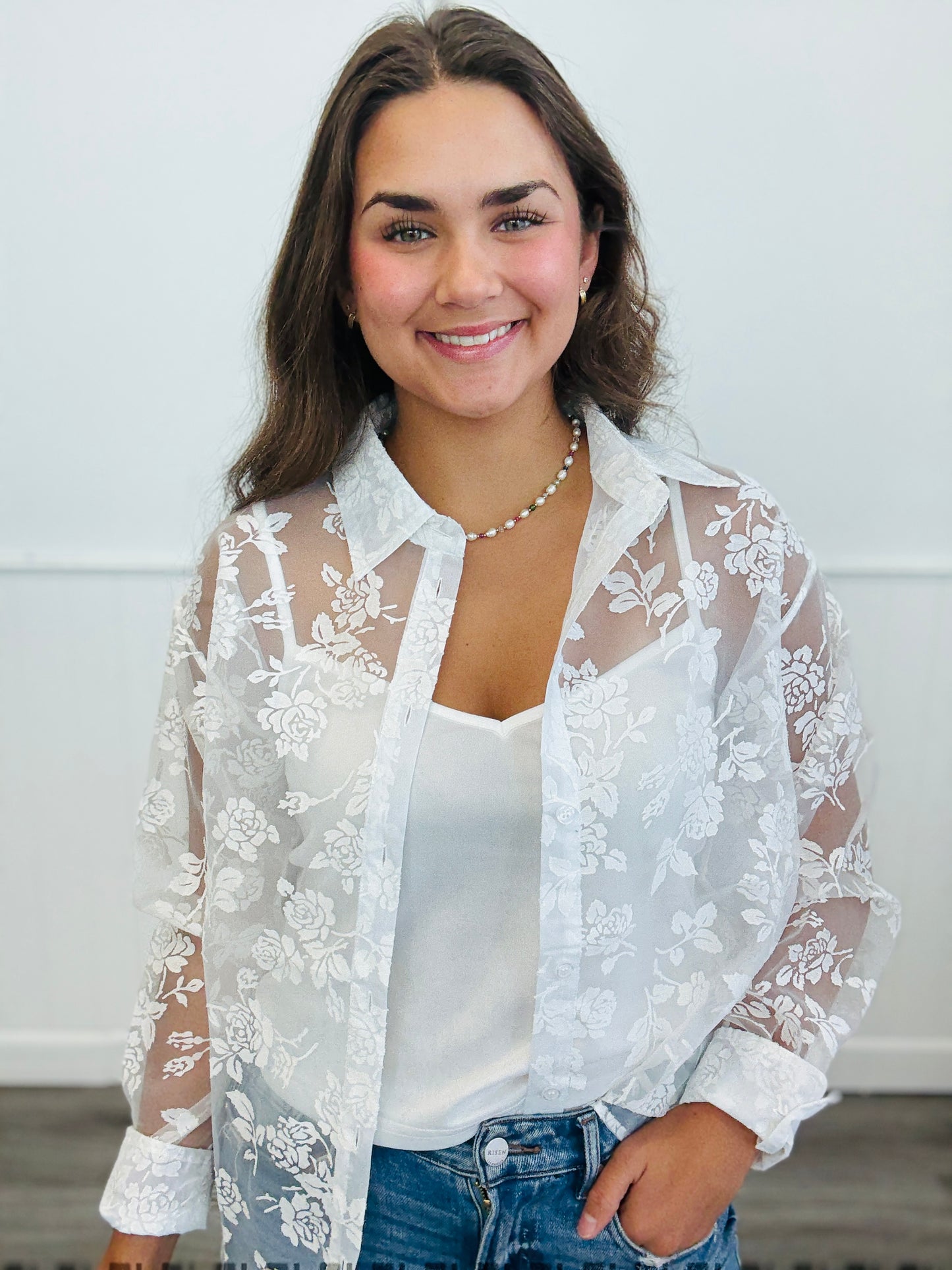 Delicate Floral Lace Top (Reg. & Plus)- 2 Colors