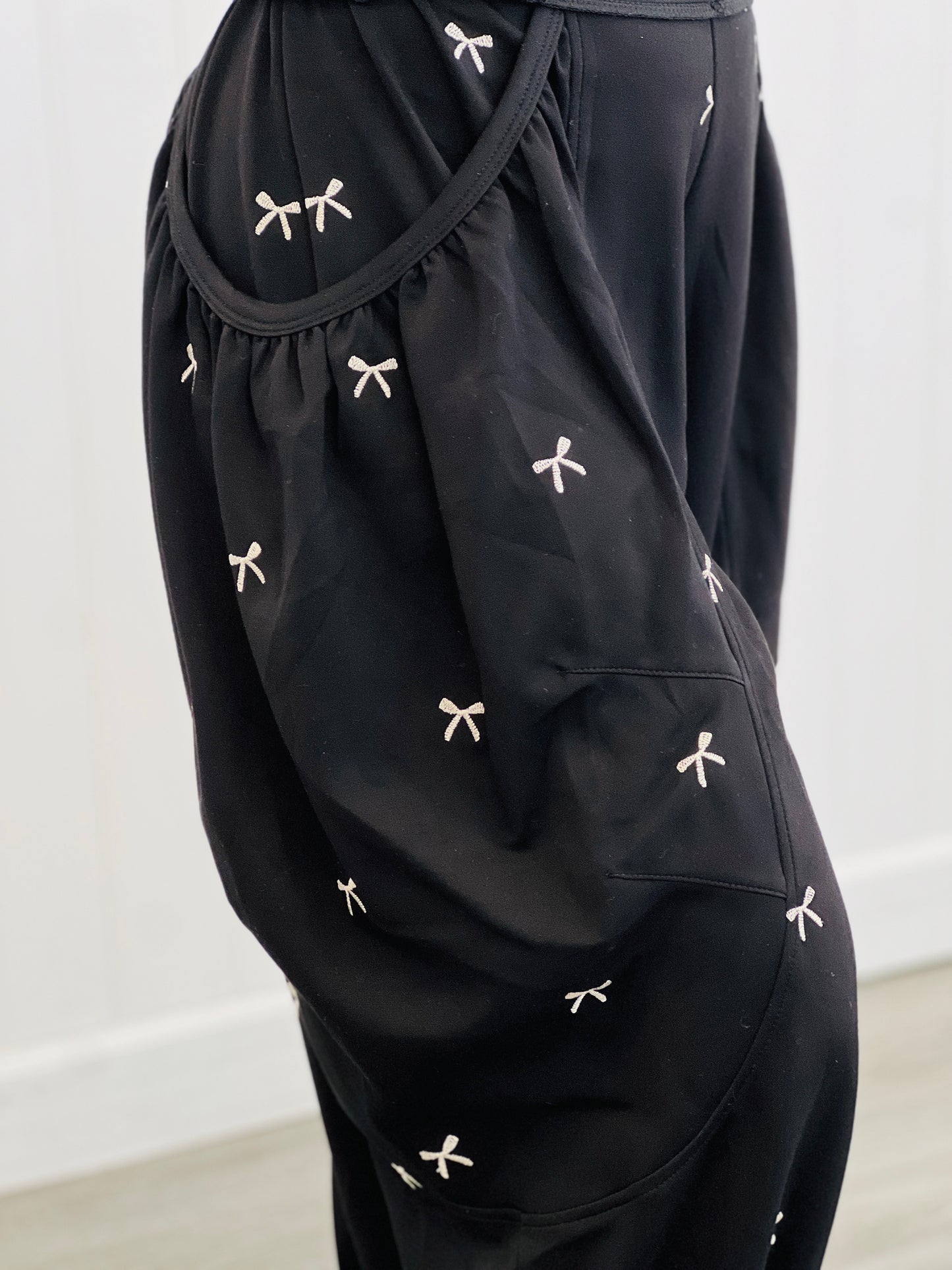 Black Embroidery Bow Barrel Pants (Reg & Plus)
