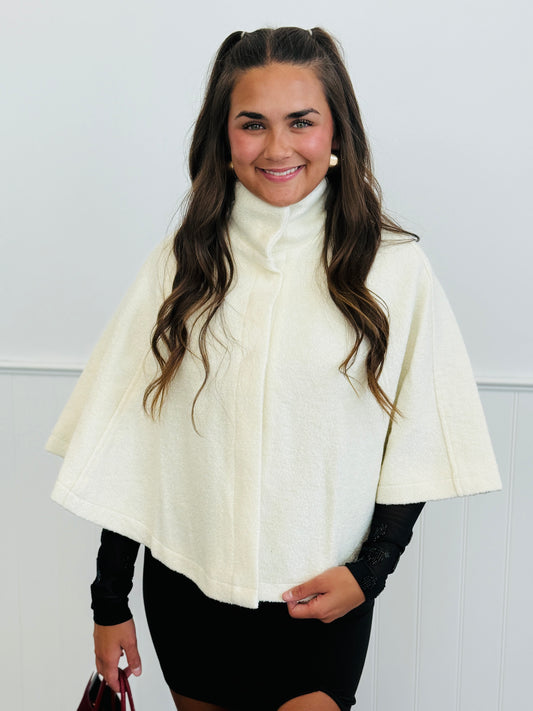 Cream Short Cape Coat (Reg & Plus)