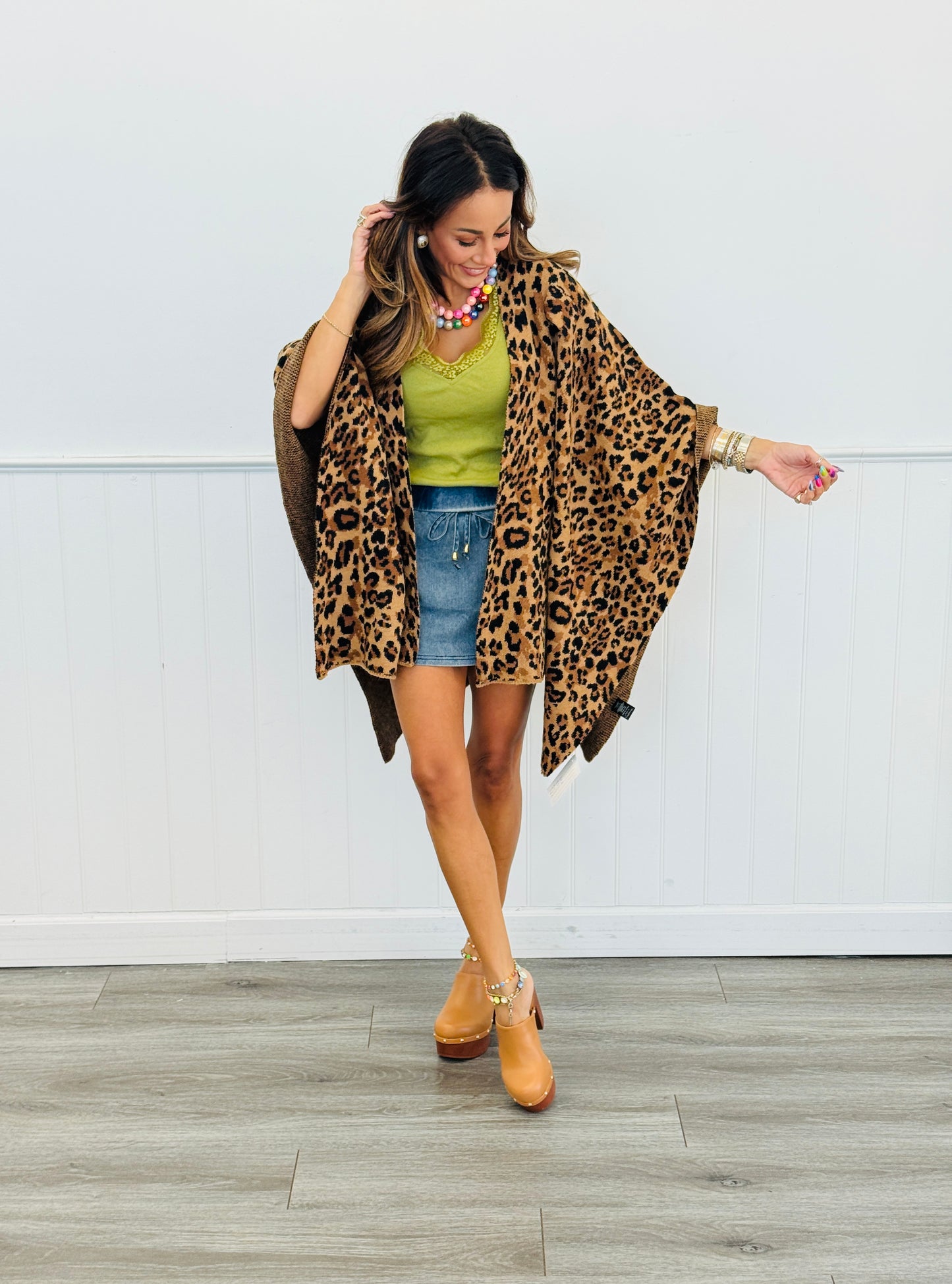 Wildly Chic Leopard Cardigan (OS)