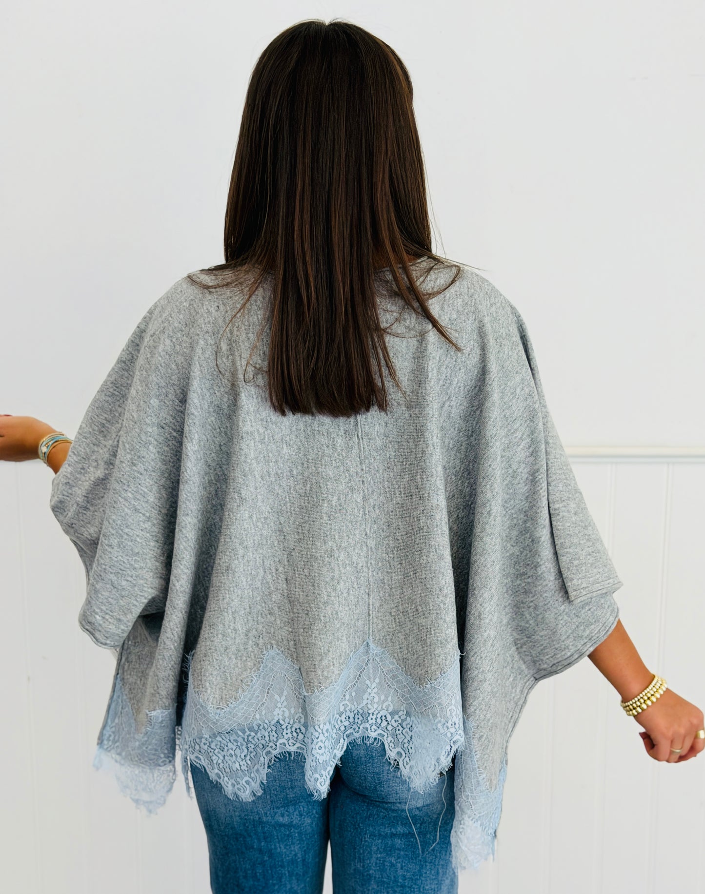 H Grey Lace Hem Detail Poncho Top (Reg.)