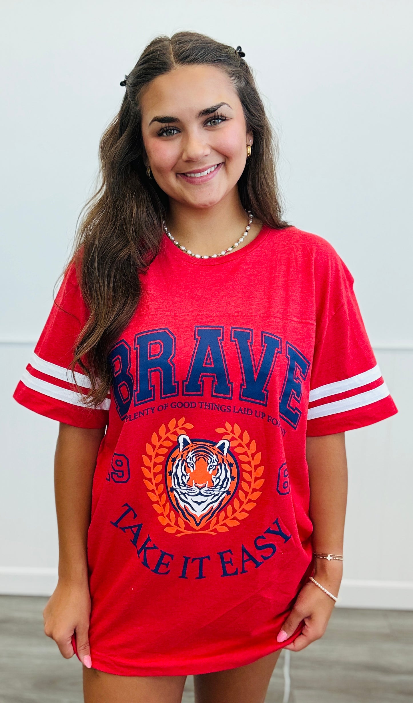 Red/White Brave Tiger Graphic Tee (Reg.)