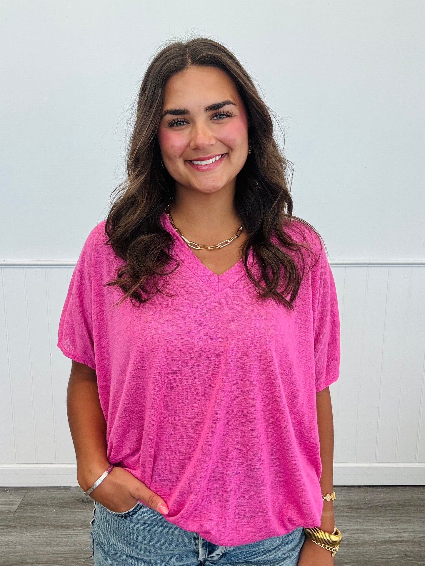Fuchsia Lightweight V-Neck Top (Reg.)