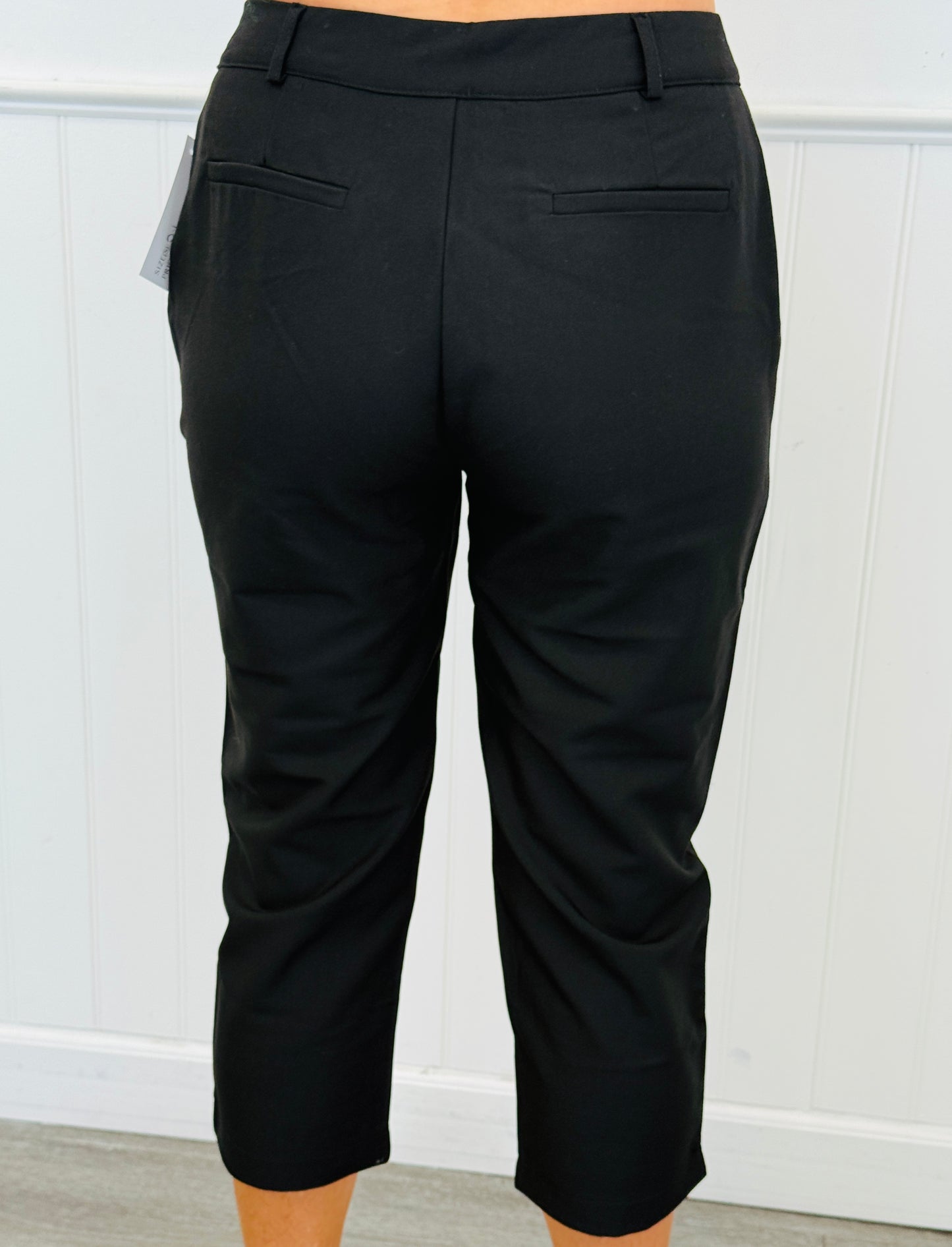 Black Slim Leg Woven Capri Pants (Reg.)