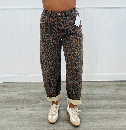 Loving My Brown Leopard Pants (Reg.)