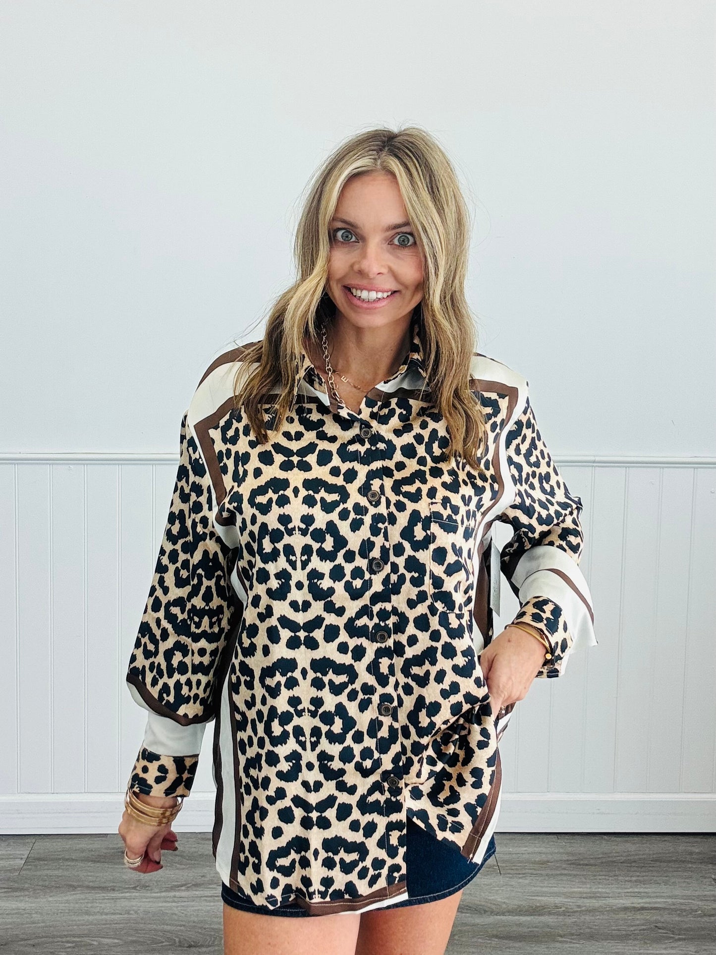 POL Sand Indigo Leopard Animal Instincts Top (Reg.)